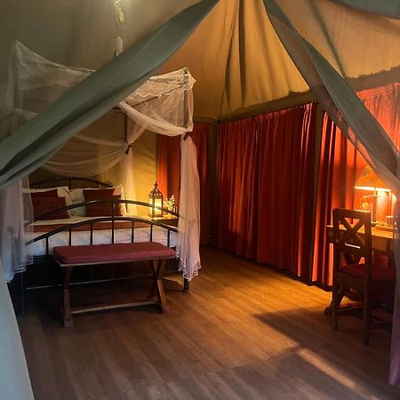 Ikweta Safari Camp Hotell Maua Eksteriør bilde