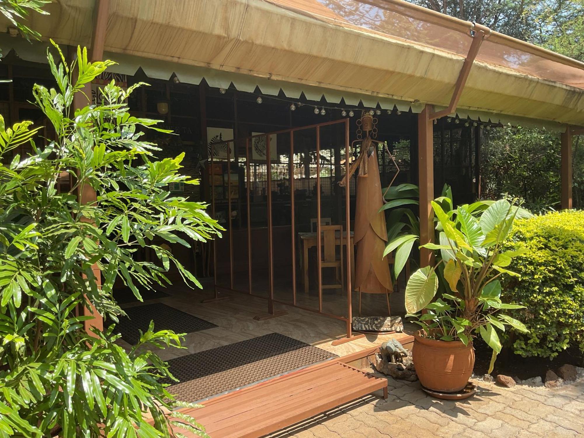 Ikweta Safari Camp Hotell Maua Eksteriør bilde