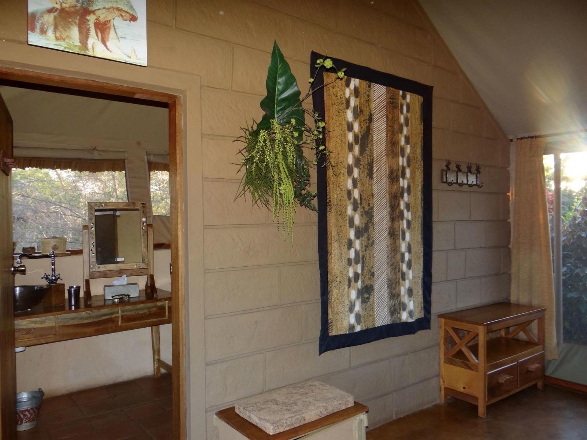 Ikweta Safari Camp Hotell Maua Rom bilde