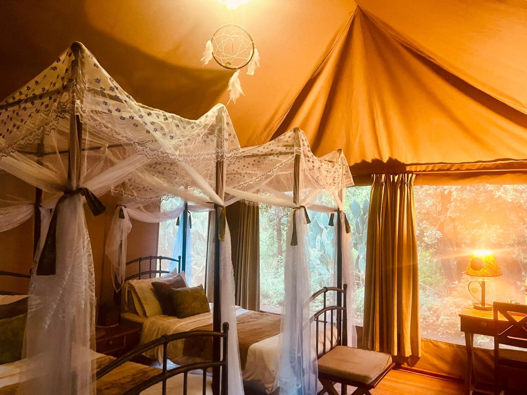 Ikweta Safari Camp Hotell Maua Eksteriør bilde