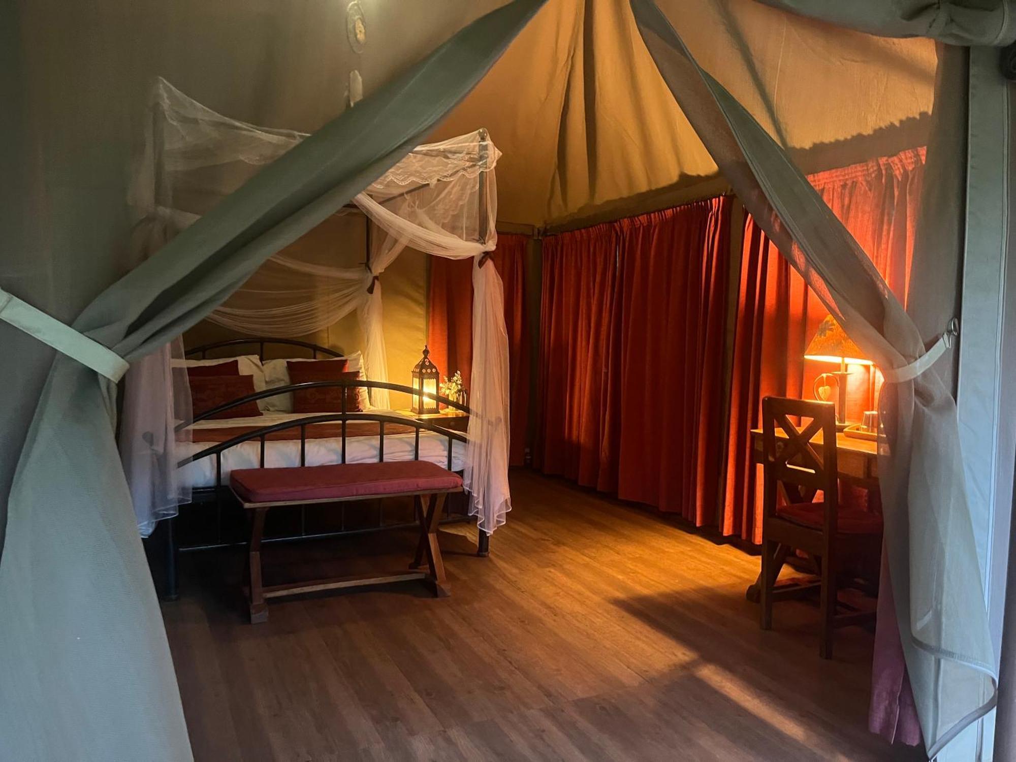 Ikweta Safari Camp Hotell Maua Eksteriør bilde