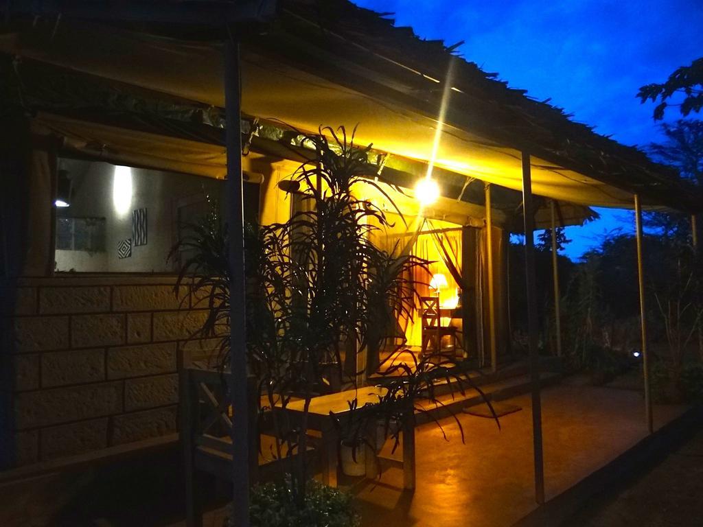 Ikweta Safari Camp Hotell Maua Eksteriør bilde