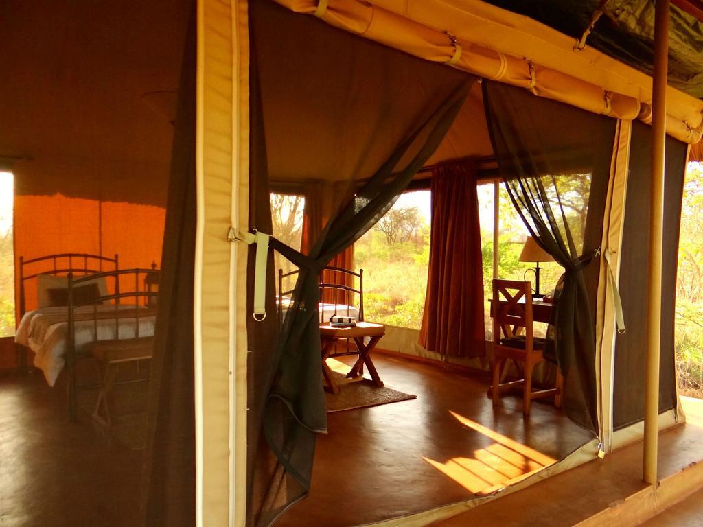 Ikweta Safari Camp Hotell Maua Eksteriør bilde