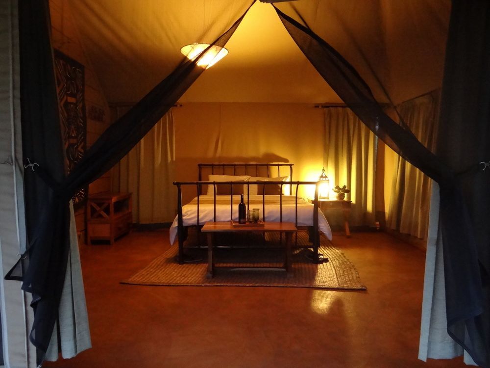 Ikweta Safari Camp Hotell Maua Eksteriør bilde