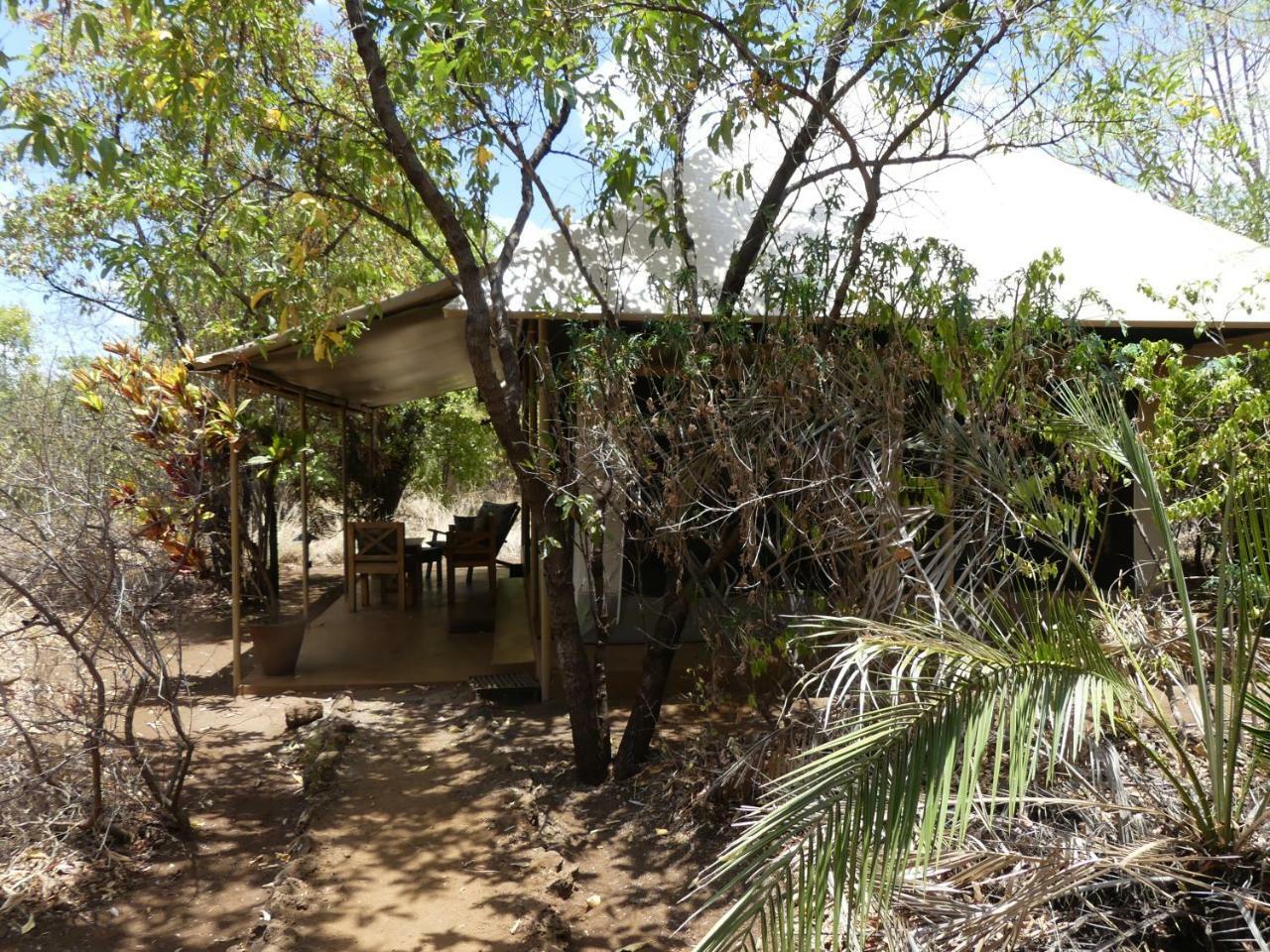 Ikweta Safari Camp Hotell Maua Eksteriør bilde